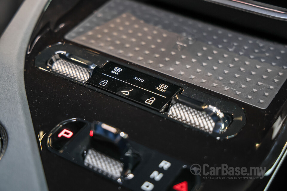 Lotus Eletre Type 132 (2023) Interior