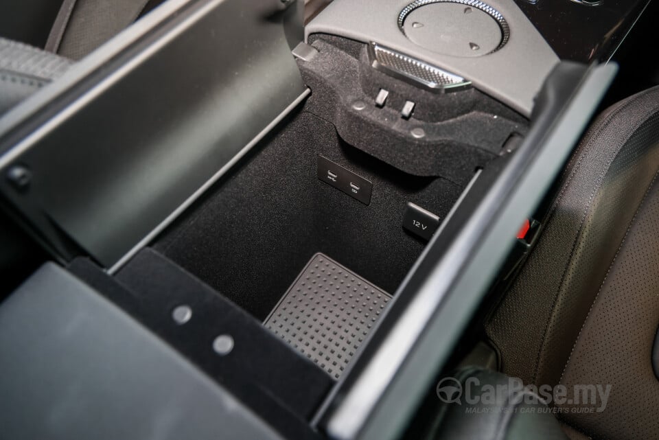 Lotus Eletre Type 132 (2023) Interior