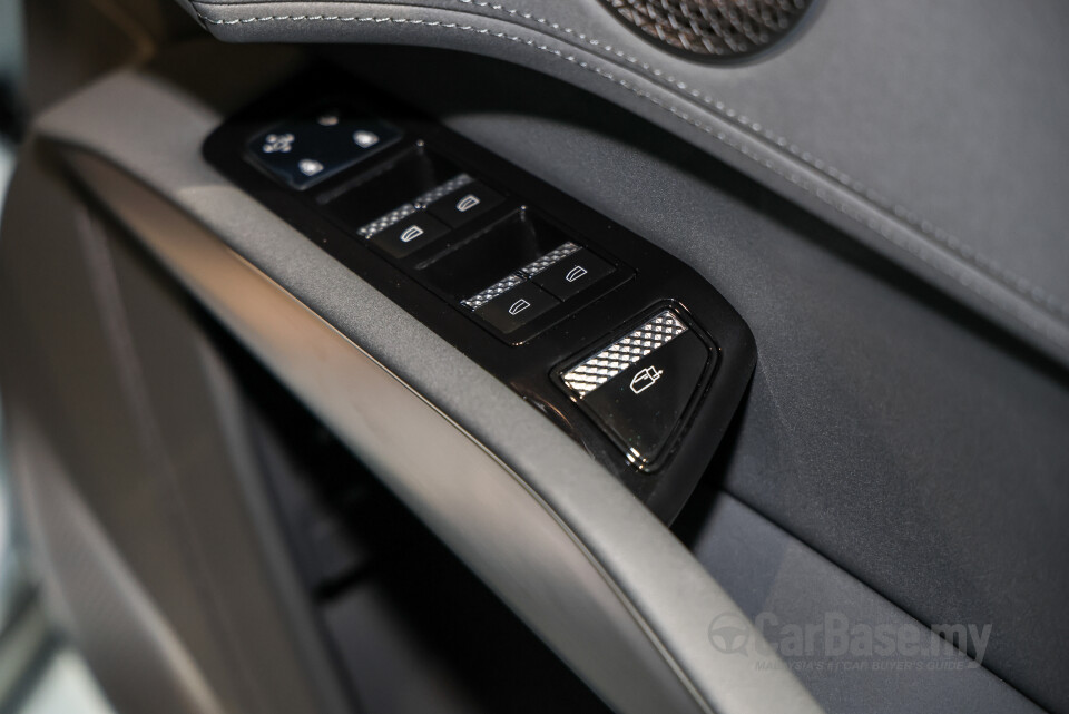 Lotus Eletre Type 132 (2023) Interior