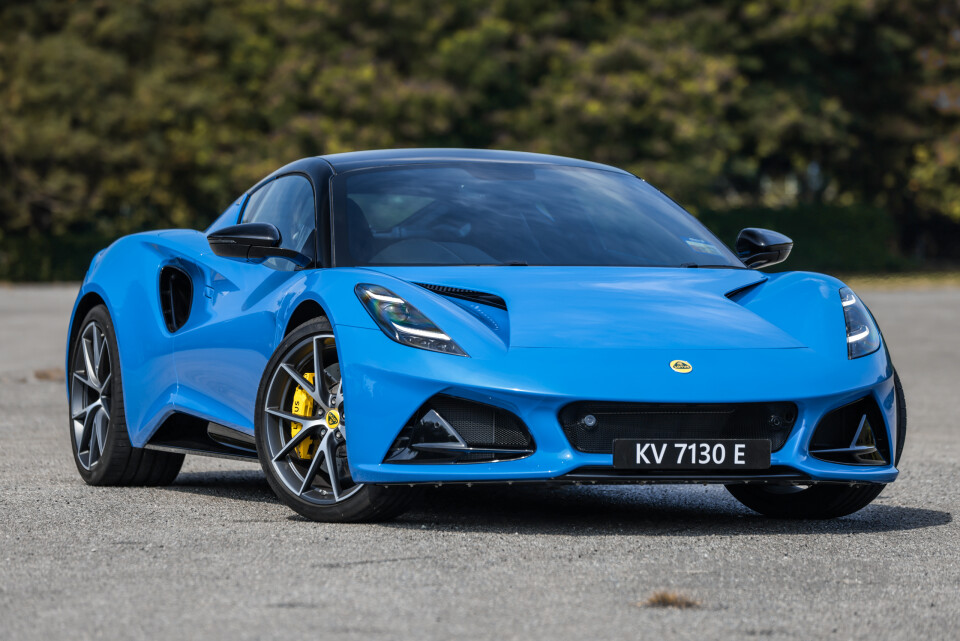 Lotus Emira Type 131 (2022) Exterior