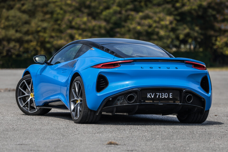 Lotus Emira Type 131 (2022) Exterior