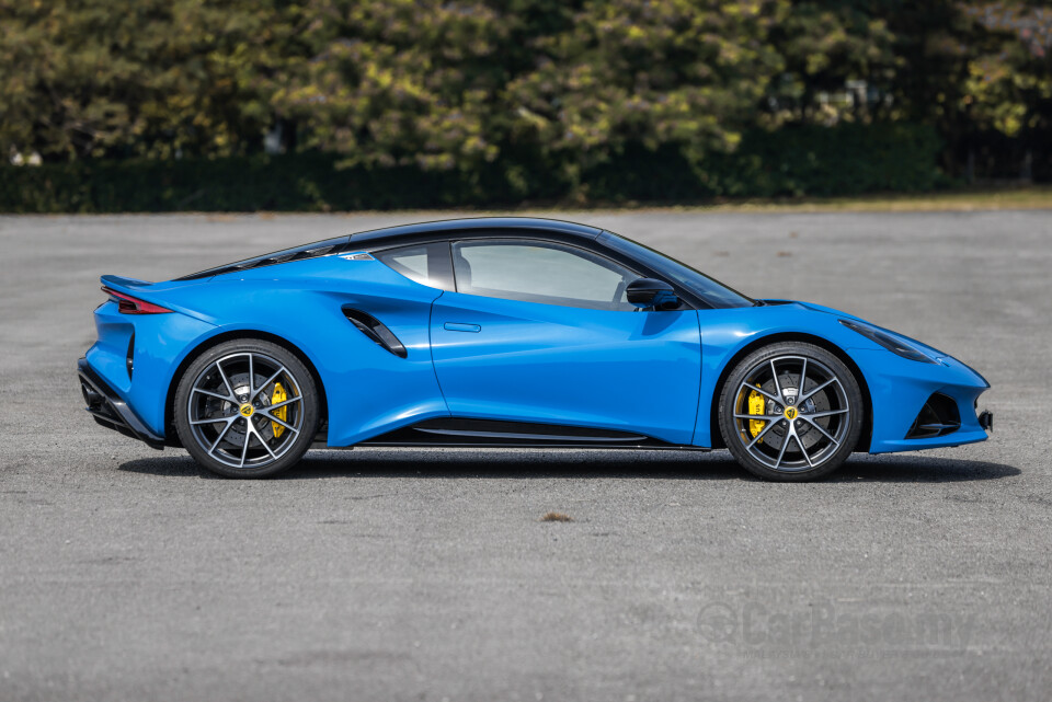 Lotus Emira Type 131 (2022) Exterior