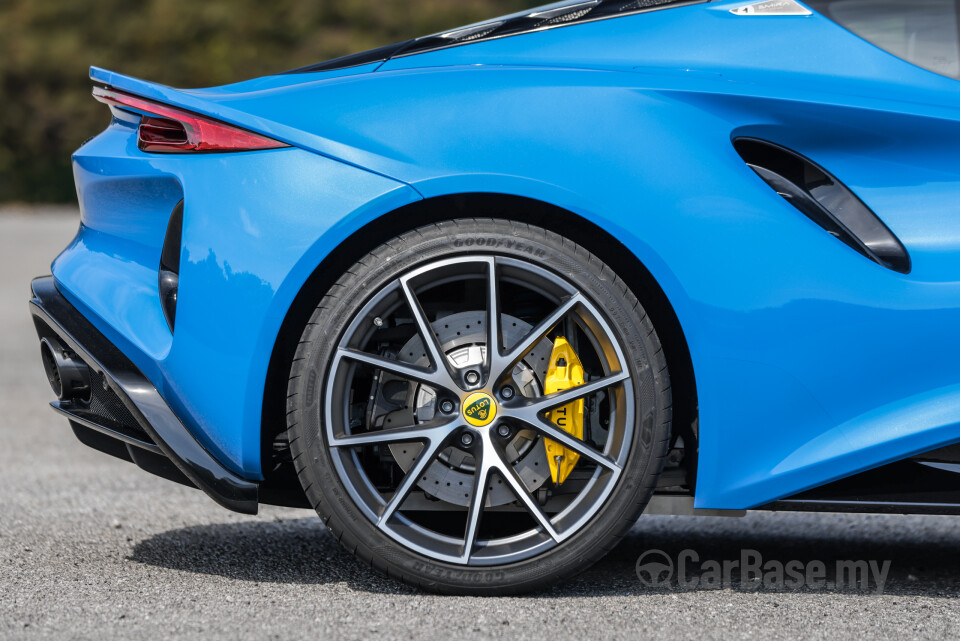 Lotus Emira Type 131 (2022) Exterior
