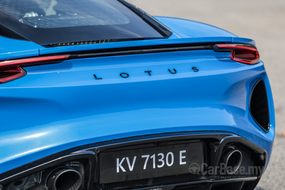 Lotus Emira Type 131 (2022) Exterior