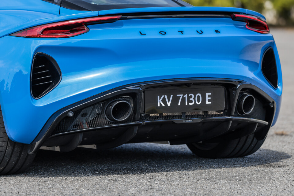 Lotus Emira Type 131 (2022) Exterior