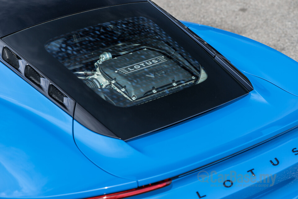 Lotus Emira Type 131 (2022) Exterior