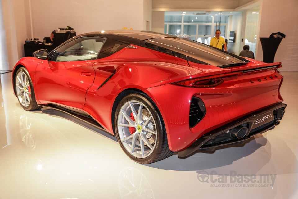 Lotus Emira Type 131 (2022) Exterior