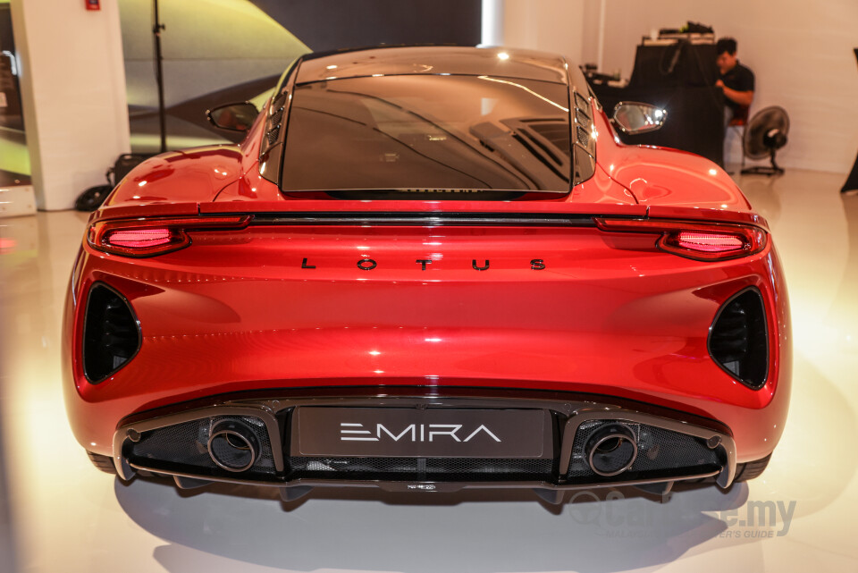 Lotus Emira Type 131 (2022) Exterior