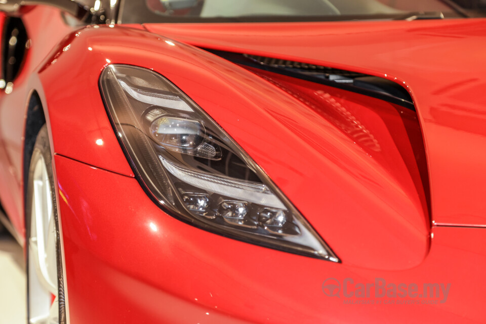 Lotus Emira Type 131 (2022) Exterior