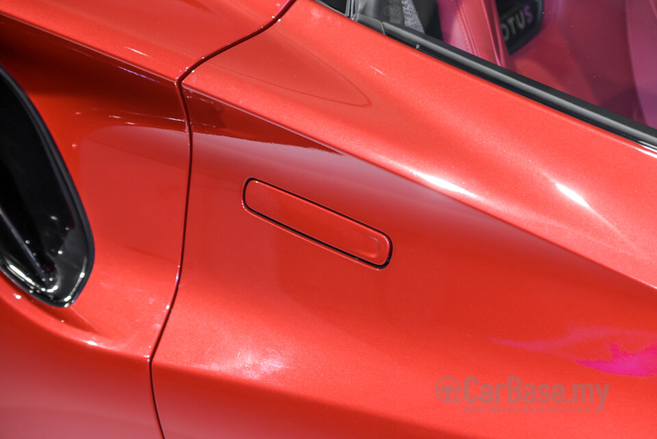 Lotus Emira Type 131 (2022) Exterior