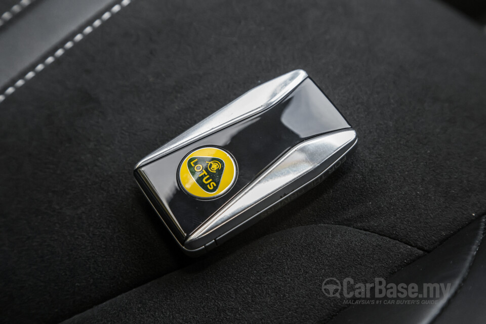 Lotus Emira Type 131 (2022) Interior
