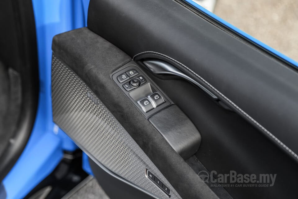 Lotus Emira Type 131 (2022) Interior
