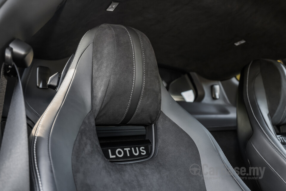 Lotus Emira Type 131 (2022) Interior