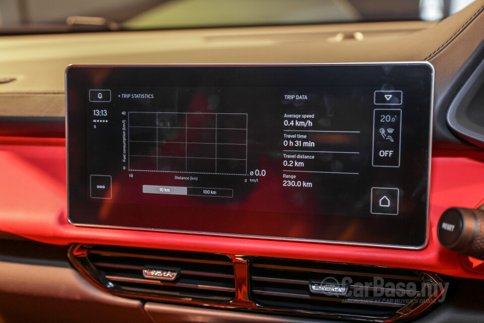 Lotus Emira Type 131 (2022) Interior