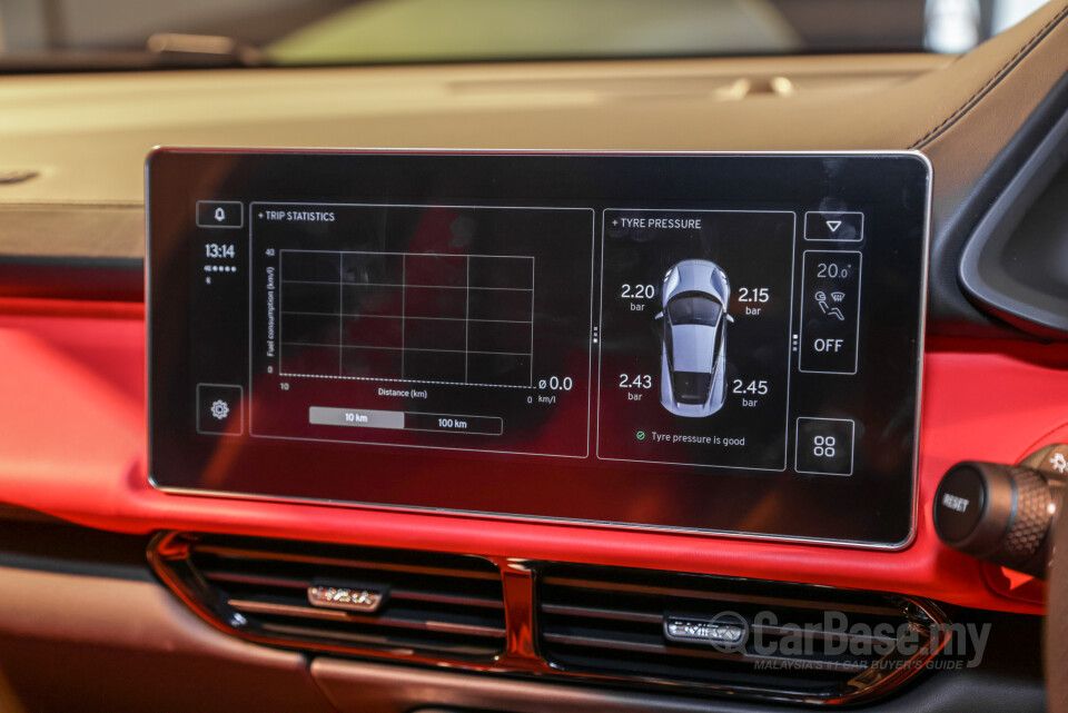 Lotus Emira Type 131 (2022) Interior