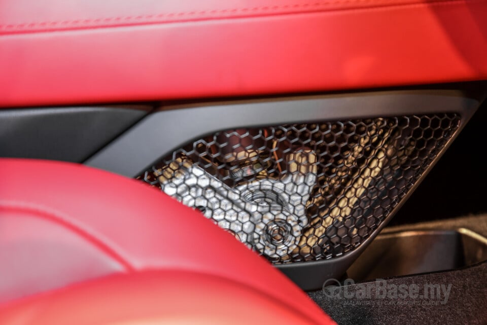 Lotus Emira Type 131 (2022) Interior