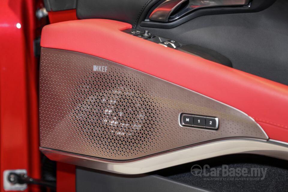 Lotus Emira Type 131 (2022) Interior