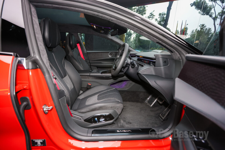 Lotus Emeya Type 133 (2024) Interior