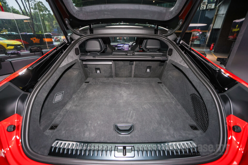Lotus Emeya Type 133 (2024) Interior