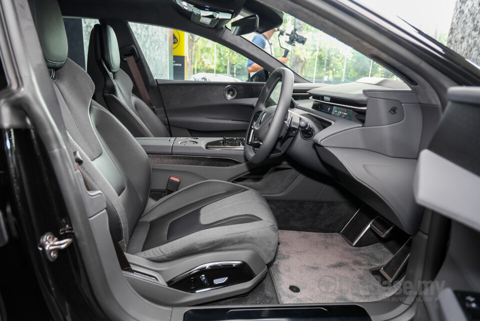 Lotus Emeya Type 133 (2024) Interior
