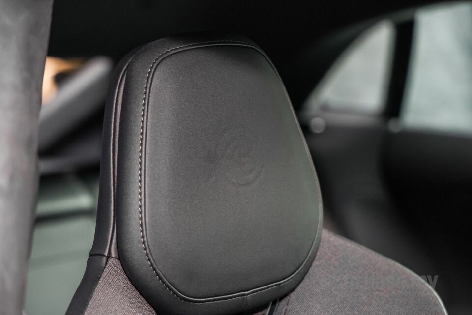 Lotus Emeya Type 133 (2024) Interior
