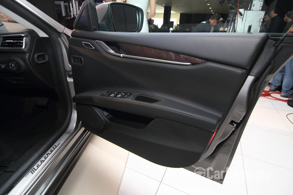 Maserati Ghibli Mk1 (2014) Interior