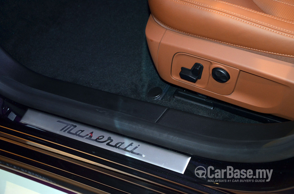 Maserati Ghibli Mk1 (2014) Interior