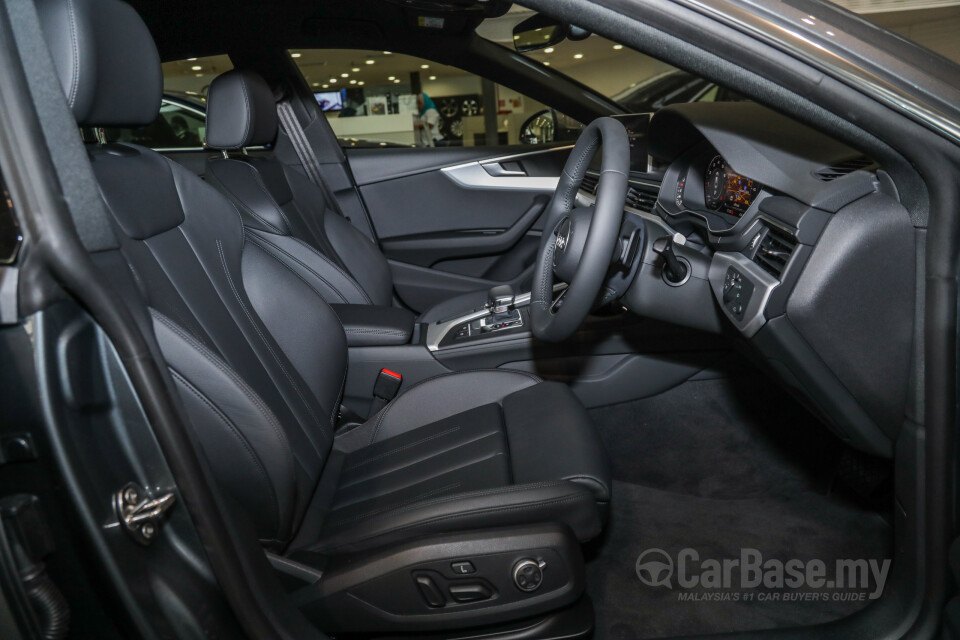 Mitsubishi ASX Mk1 Facelift (2013) Interior