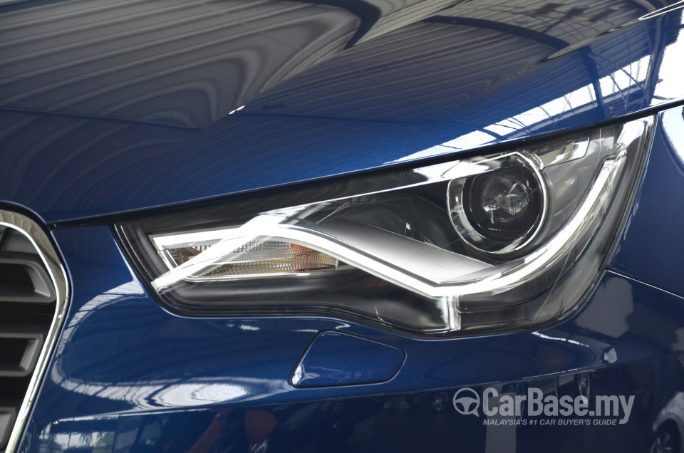Audi A1 Sportback Type 8X (2013) Exterior
