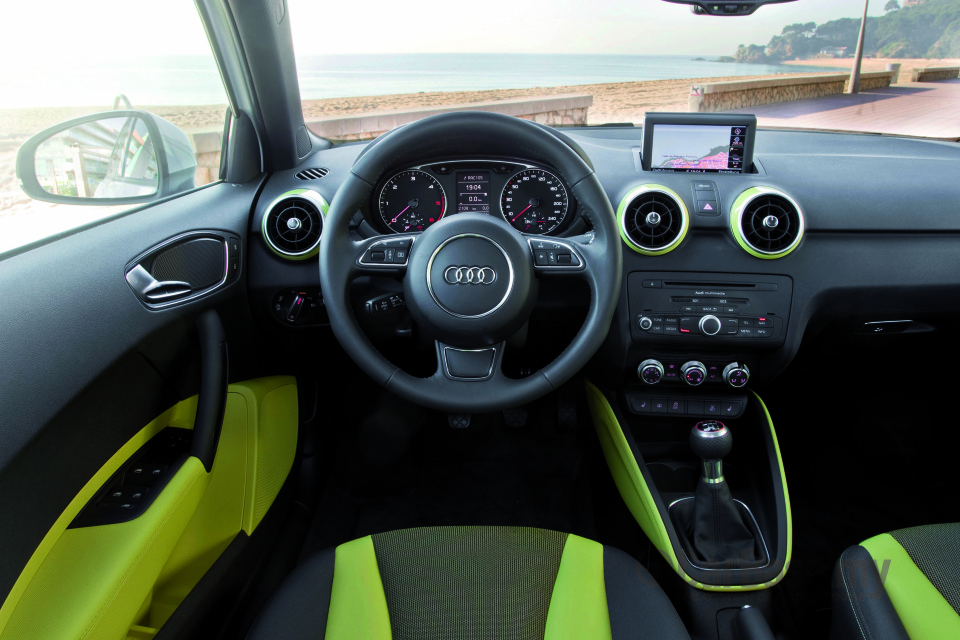 Audi A1 Sportback Type 8X (2013) Interior