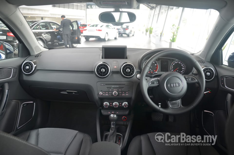 Audi A1 Sportback Type 8X (2013) Interior