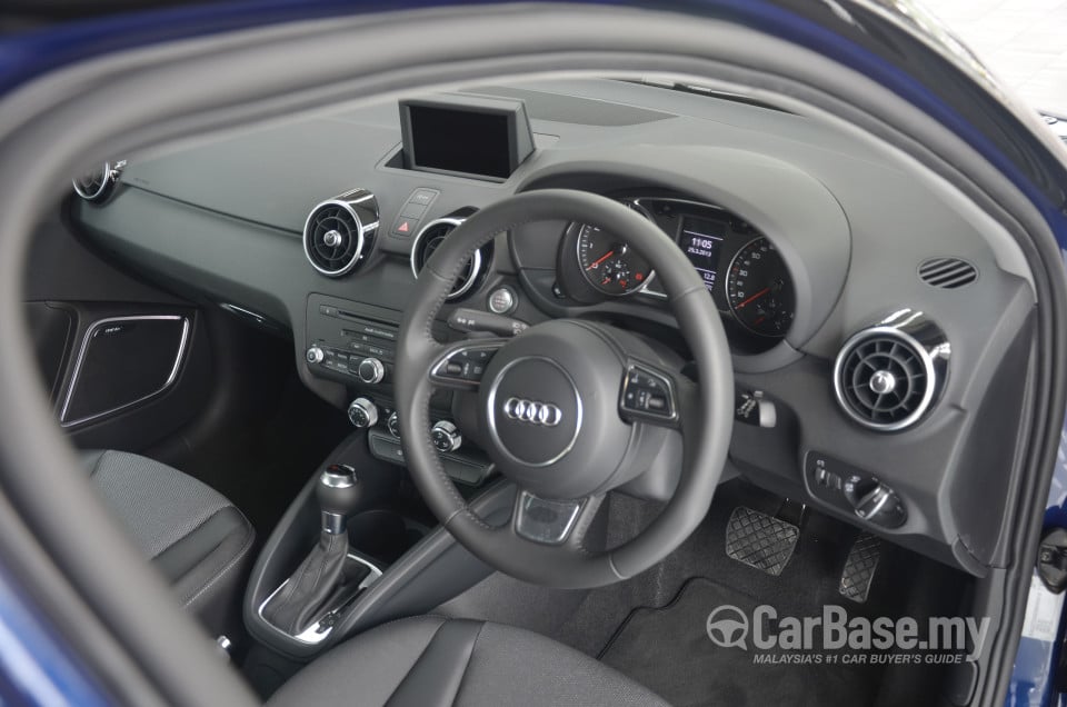 Audi A1 Sportback Type 8X (2013) Interior
