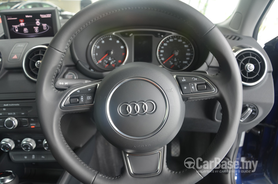 Audi A1 Sportback Type 8X (2013) Interior