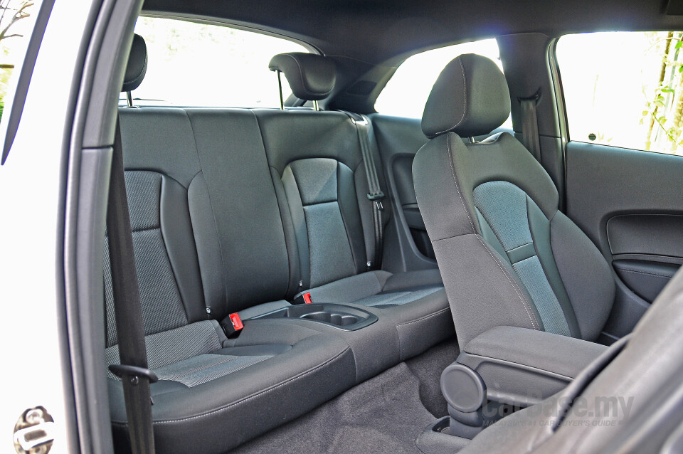 Mitsubishi ASX Mk1 Facelift (2013) Interior