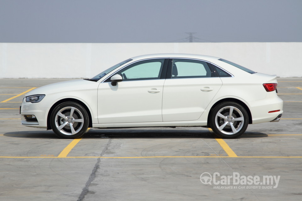 Audi A3 Sedan 8V (2014) Exterior