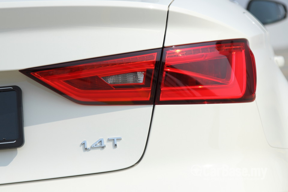 Audi A3 Sedan 8V (2014) Exterior