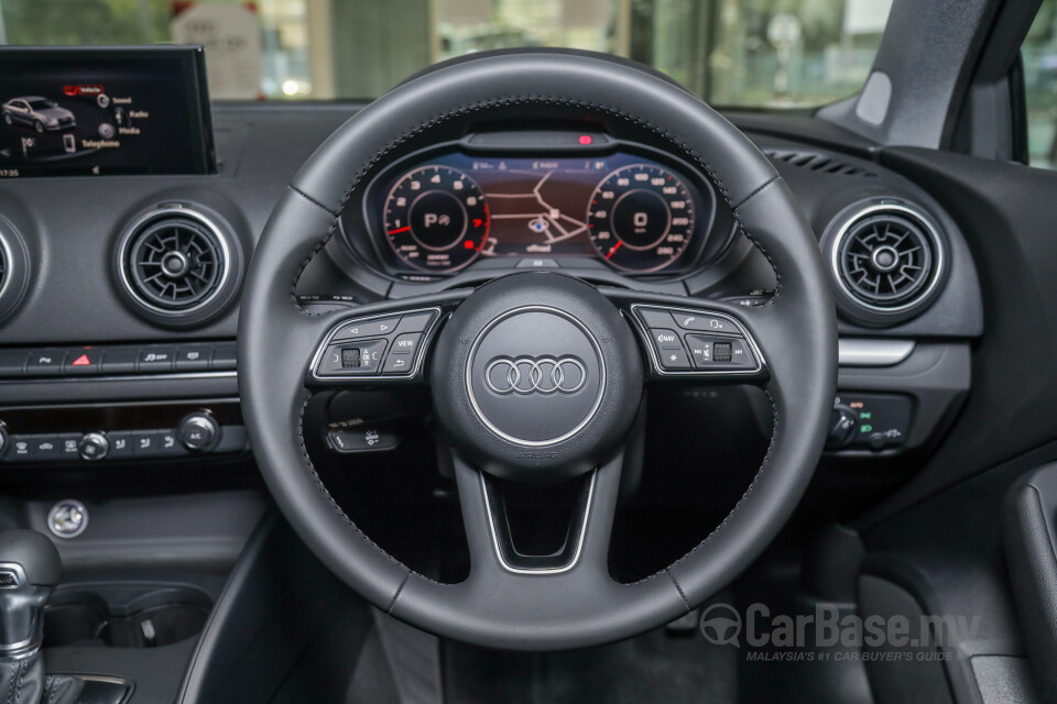 Audi A4 B9 (2016) Interior