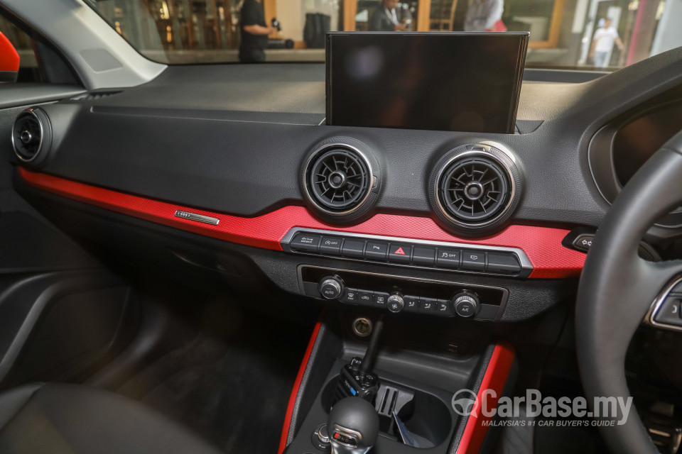 Audi Q2 Mk1 (2019) Interior