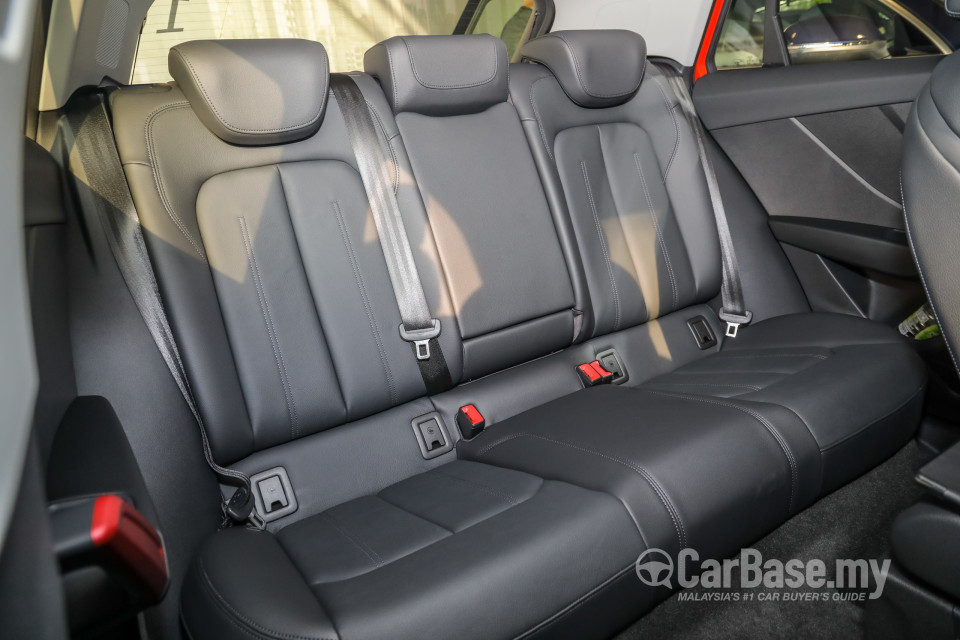 Audi Q2 Mk1 (2019) Interior