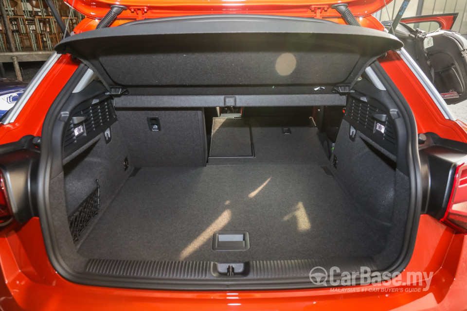 Audi Q2 Mk1 (2019) Interior