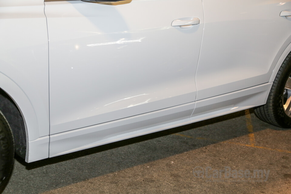 Audi Q8 Mk1 (2019) Exterior