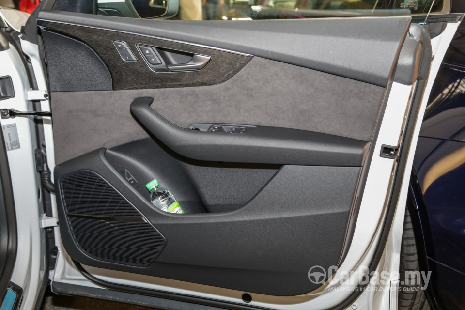 Audi Q8 Mk1 (2019) Interior