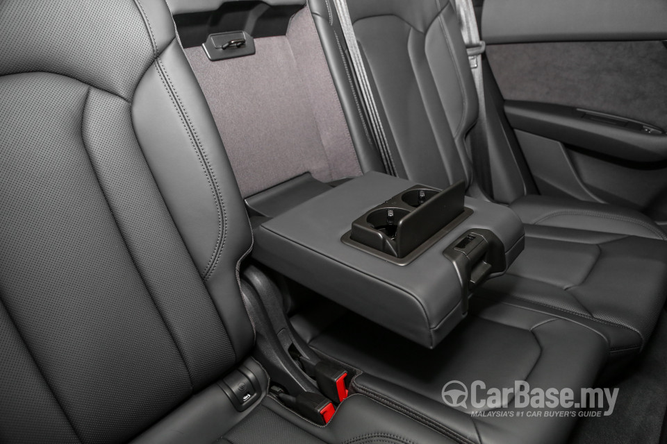 Audi Q8 Mk1 (2019) Interior