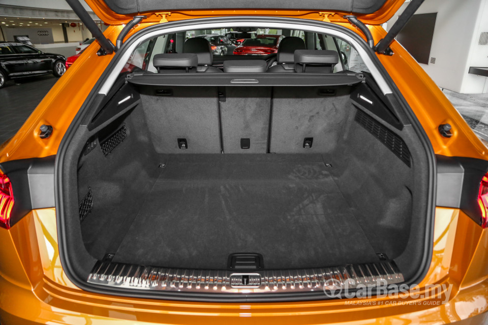 Audi Q8 Mk1 (2019) Interior