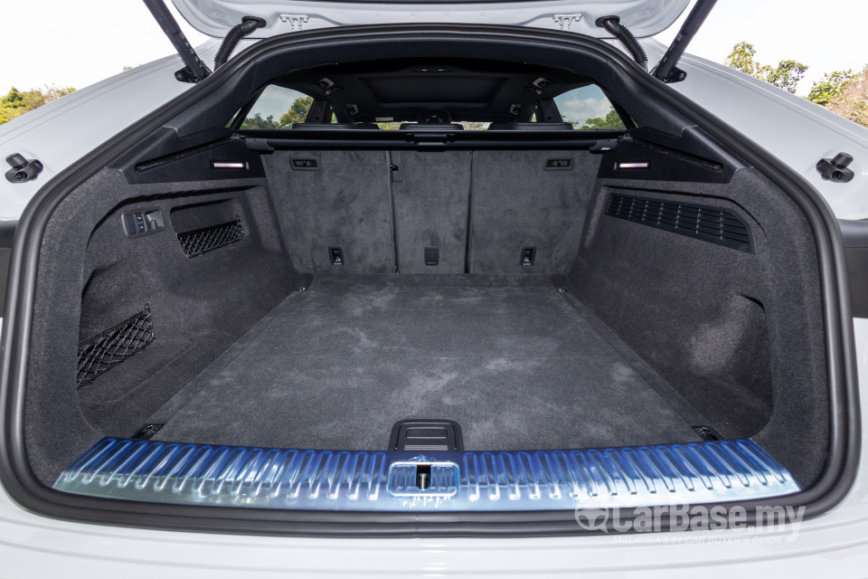Audi Q8 Mk1 (2019) Interior