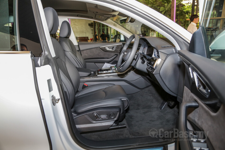 Audi Q8 Mk1 (2019) Interior