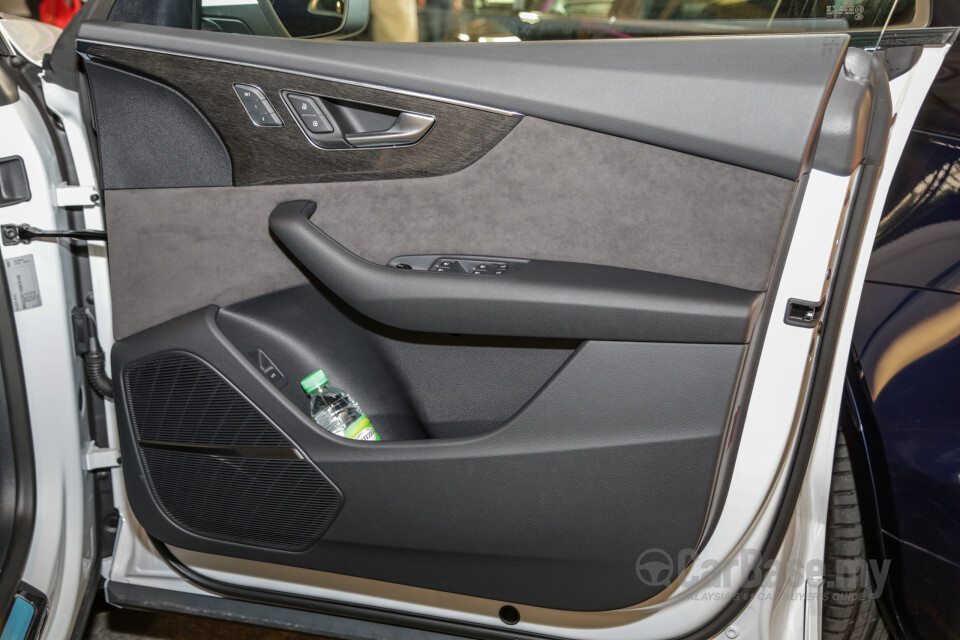 Audi Q8 Mk1 (2019) Interior