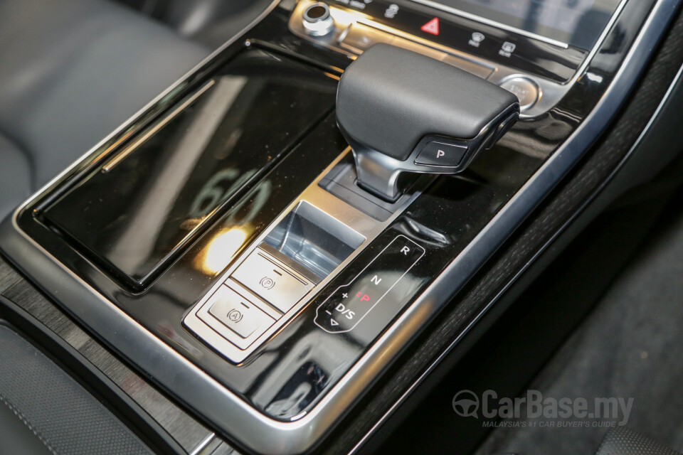 Audi Q8 Mk1 (2019) Interior