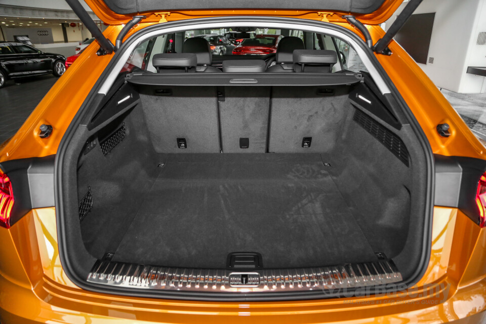 Audi Q8 Mk1 (2019) Interior