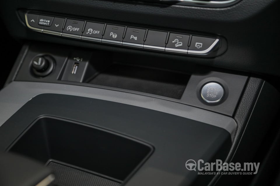 Audi Q5 Sportback FY (2021) Interior